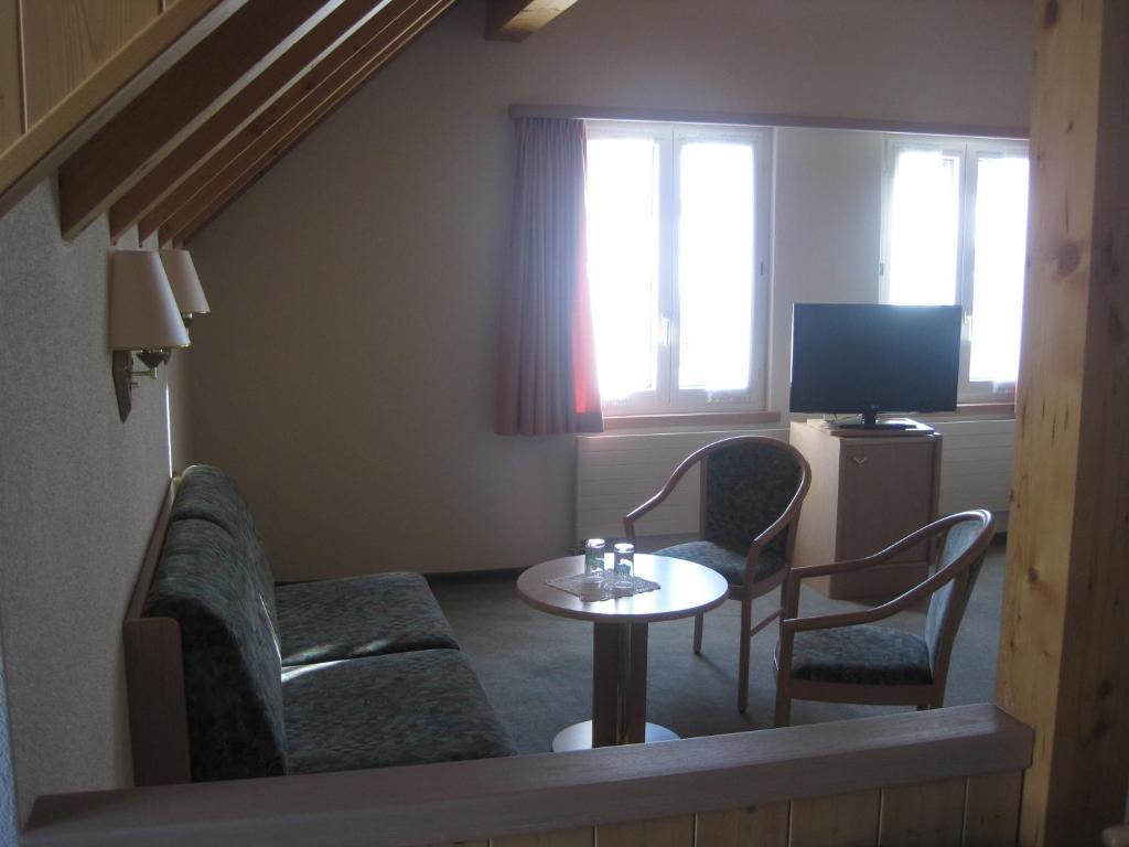 Hotel Des Alpes Realp Δωμάτιο φωτογραφία