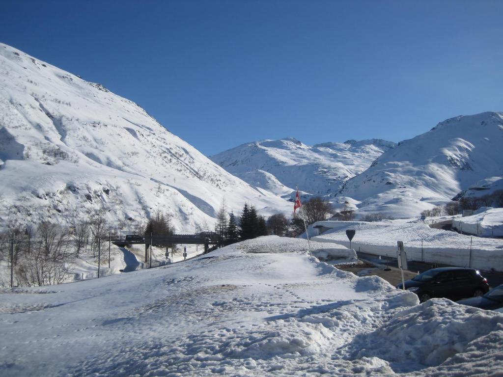 Hotel Des Alpes Realp Εξωτερικό φωτογραφία